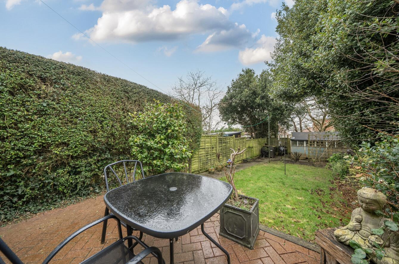 Carnglas Road, Sketty, Swansea, SA2 9BL